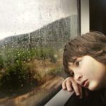 llevar a los niños a un entierro